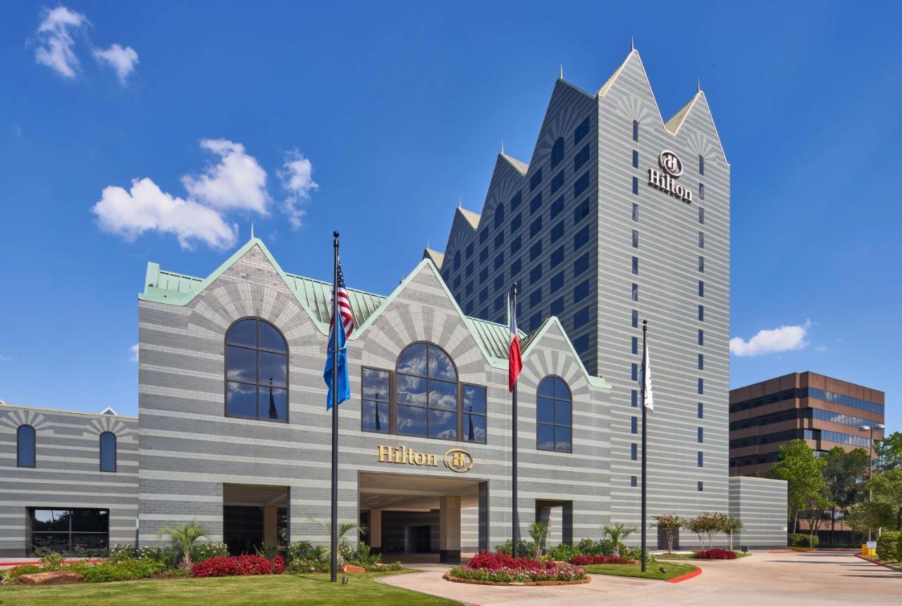Hilton Houston North Hotel Bagian luar foto
